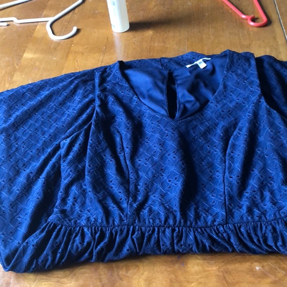 Navy dress - Picture 1 of 7